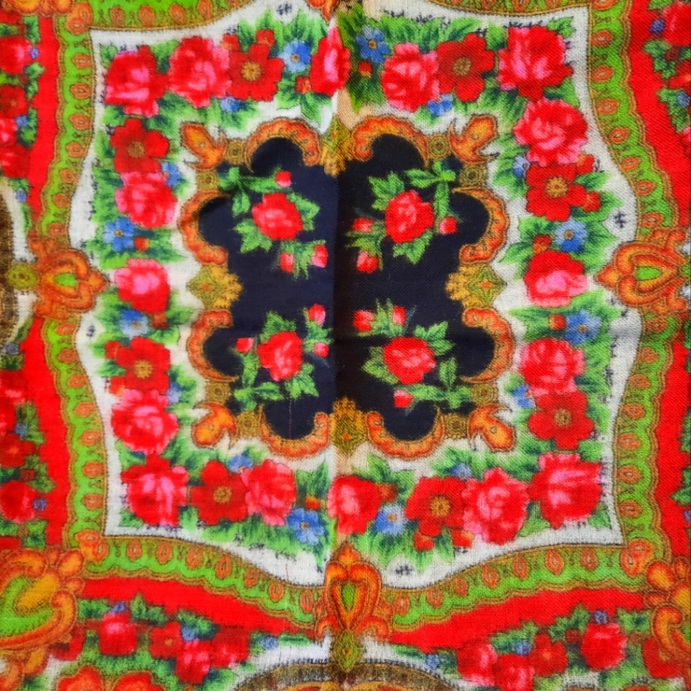 RUSSIA SCARF fine wool 27/27, $40